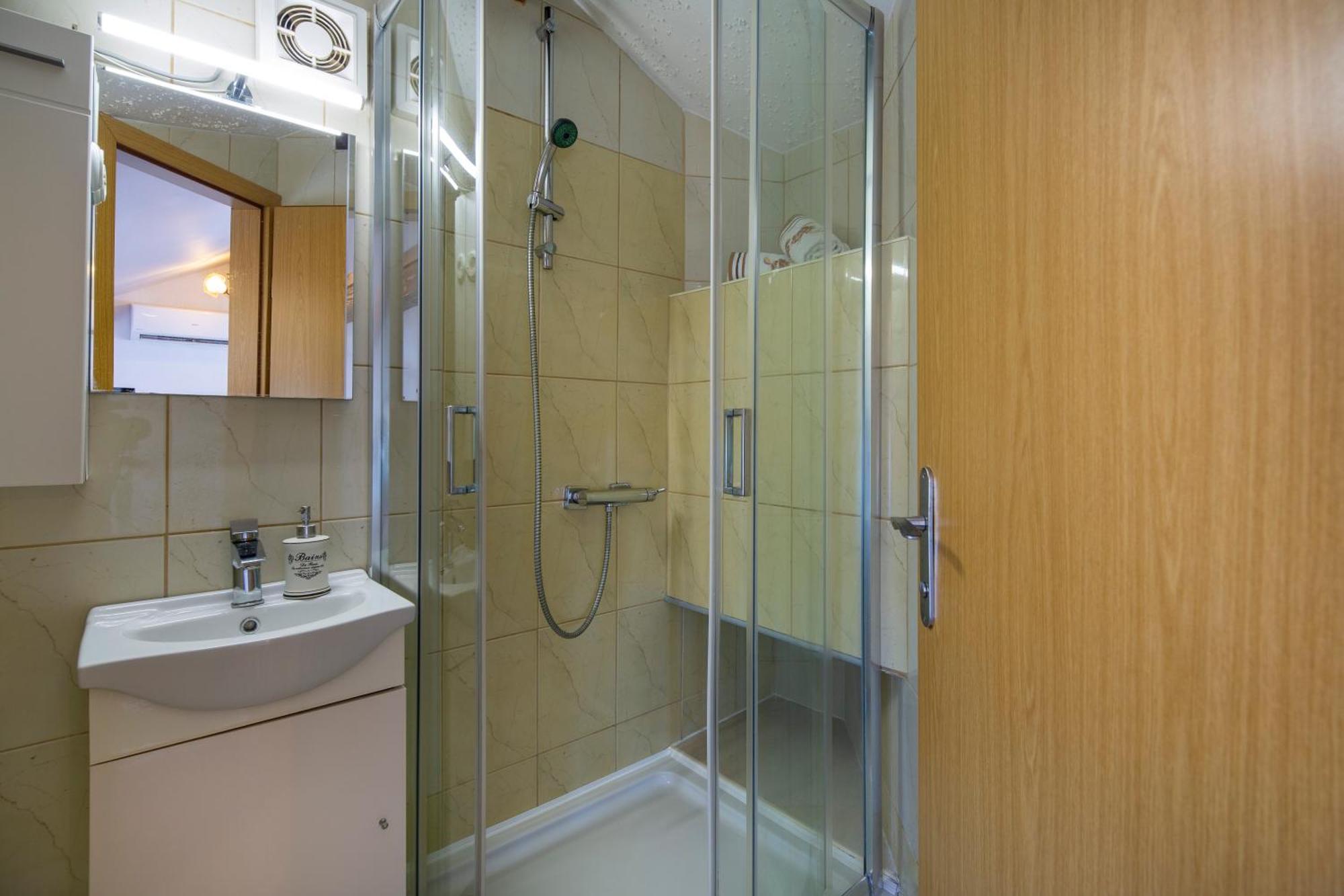 Apartman Viki Stinjan Póla Kültér fotó